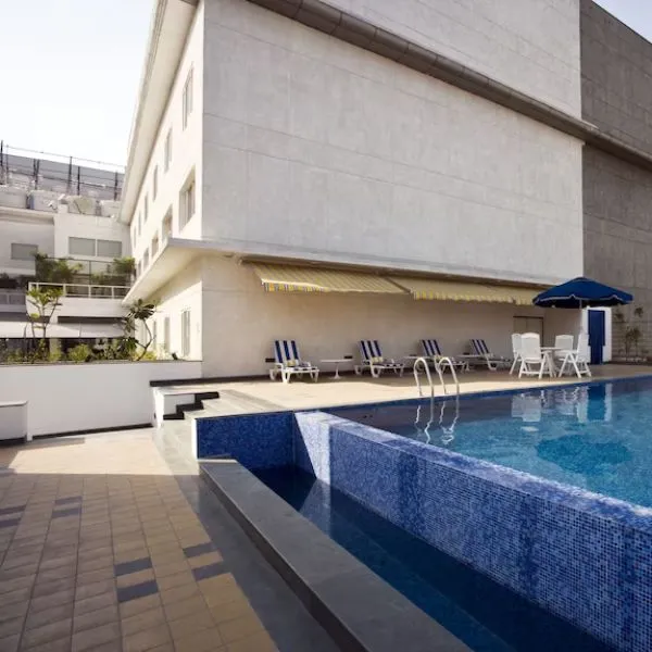 Lemon Tree Hotel, East Delhi Mall