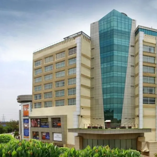 Mahagun Sarovar Portico Suites